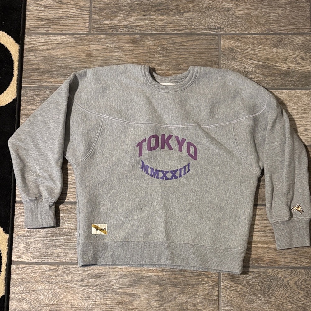 Tracksmith Gray and Purple Crewneck Sweater-Tokyo Marathon -women’s small